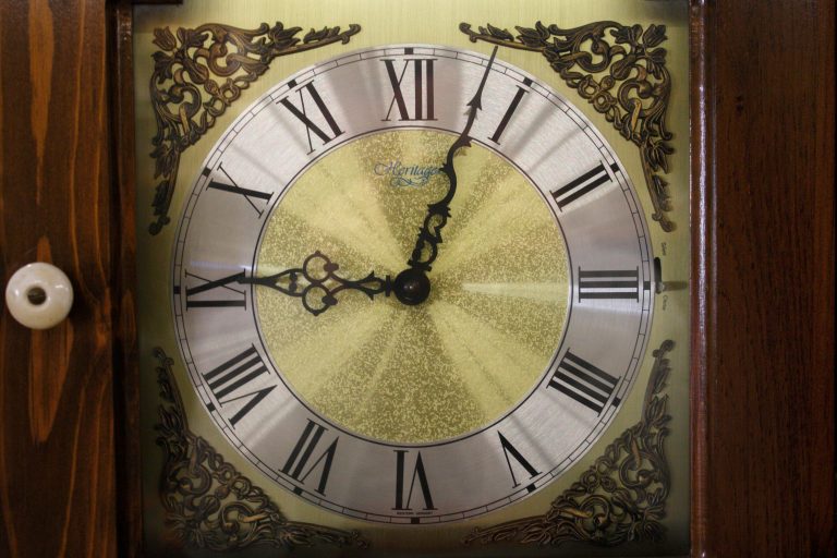 Wall clock