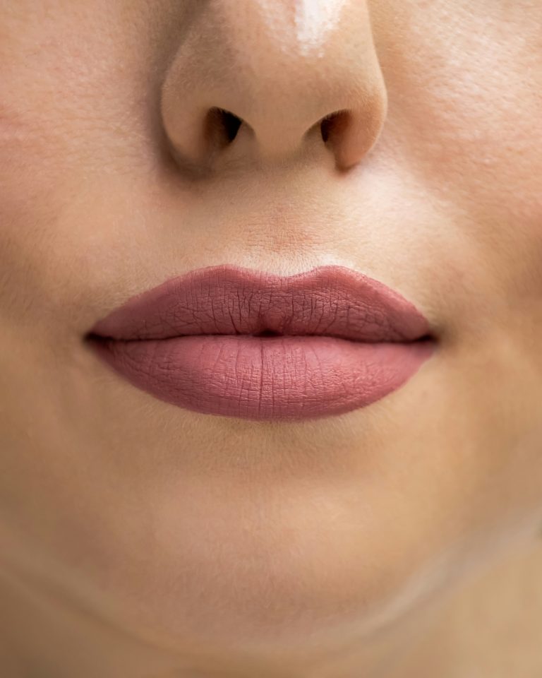 Lips2